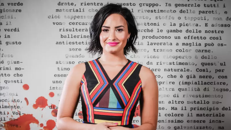 Demi Lovato 4K, Pop singer
