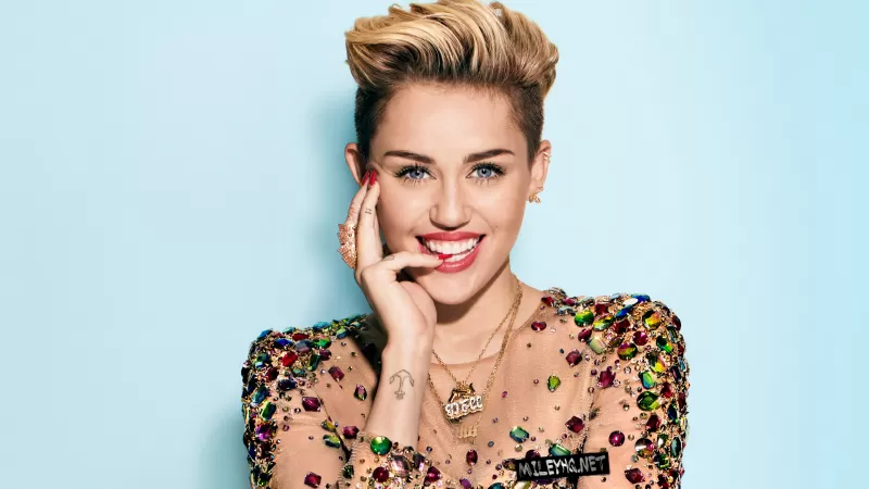 Miley Cyrus QHD