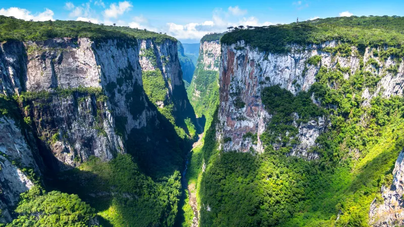Itaimbezinho Canyon, Aparados da Serra, Brazil, 5K wallpaper