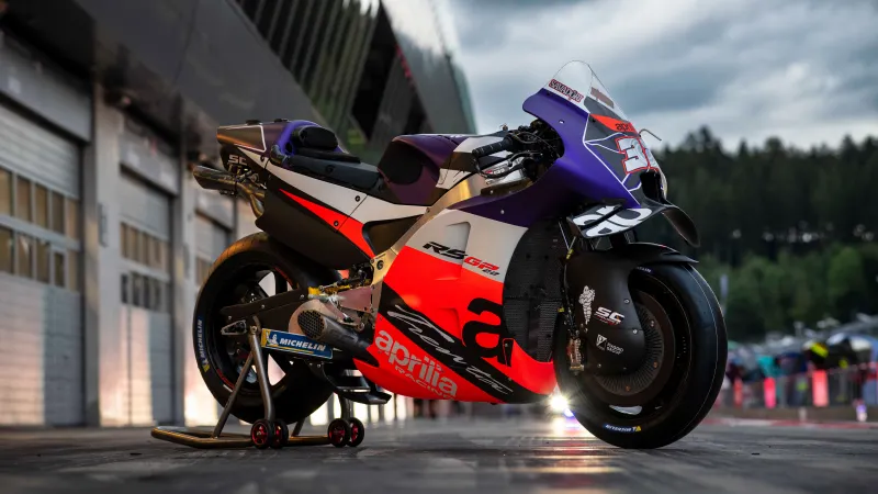 Aprilia RS-GP, MotoGP, Pit lane, Race bikes, 2023, 8K wallpaper