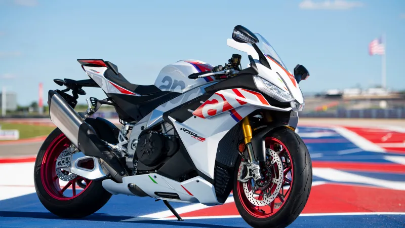 Aprilia RSV4 Factory, Superbikes, Sports bikes, Italian, 8K background