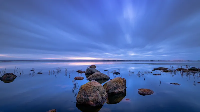 Lake Roxen wallpaper, Blue morning, Rocks