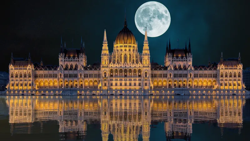 Hungarian Parliament wallpaper, Full moon, Budapest at night