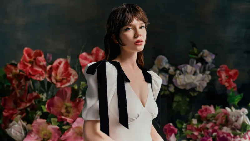 Sophie Thatcher, Rodarte, Flowers, Photoshoot, 2023, 5K wallpaper