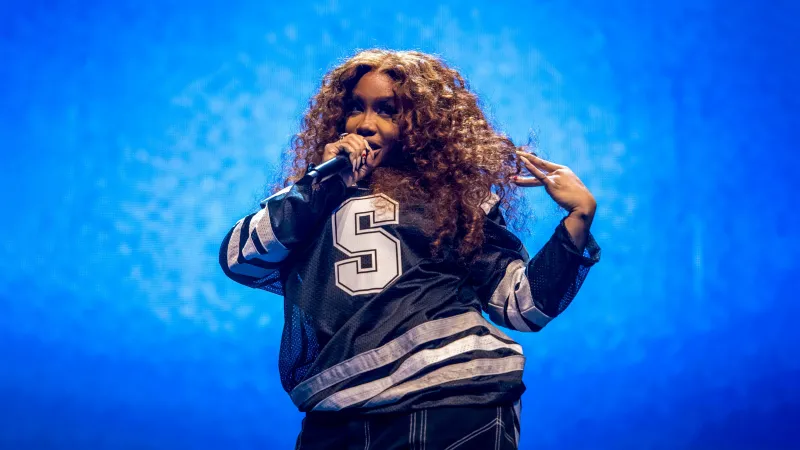 SZA concert