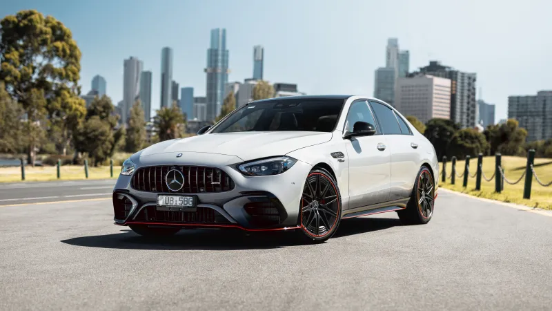 Mercedes-AMG C 63 S E Performance F1 Edition, 2024, 5K background