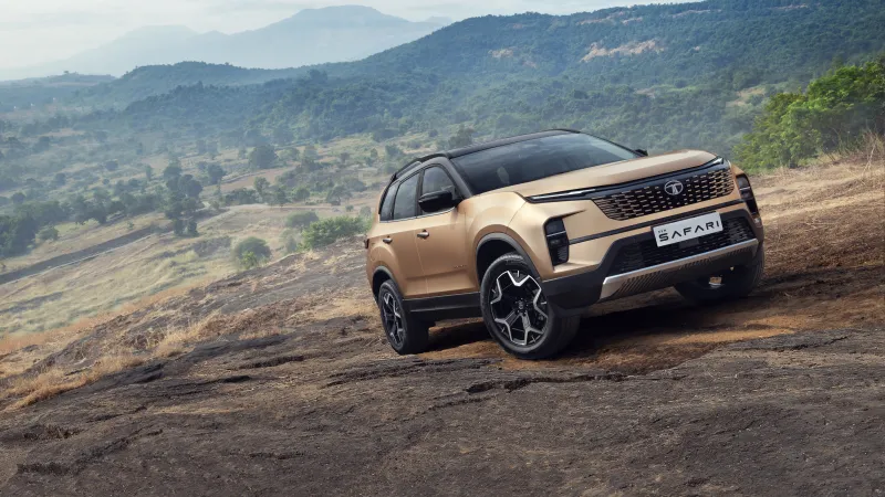 Tata Safari, Gold SUV, Hillside trail, Western Ghats, 8K wallpaper