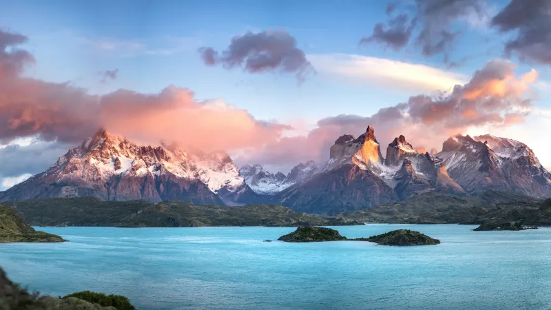 Torres del Paine, Lake Pehoé, Patagonia, 8K wallpaper
