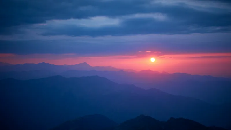 Mountain ranges at sunset wallpaper, Blue haze, France