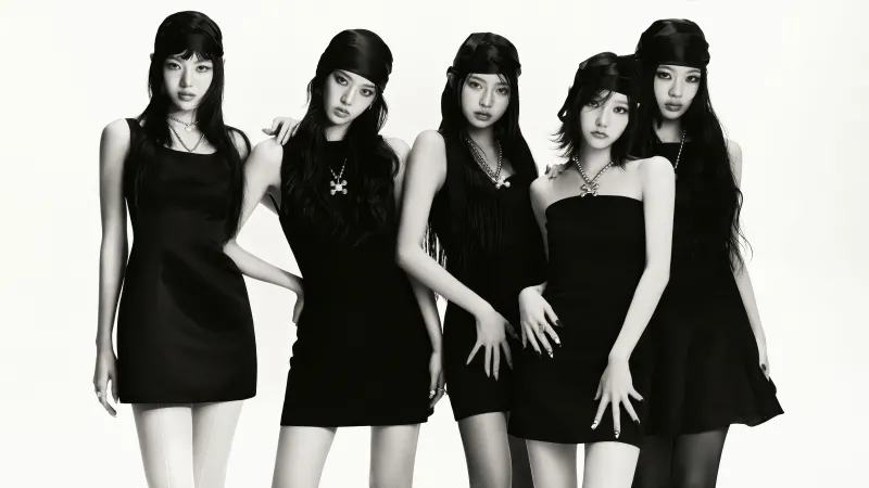 KiiiKiii, Black and White, 5K wallpaper