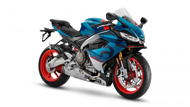 Aprilia RS 660, Sports bikes, White background, 2025, 8K wallpaper