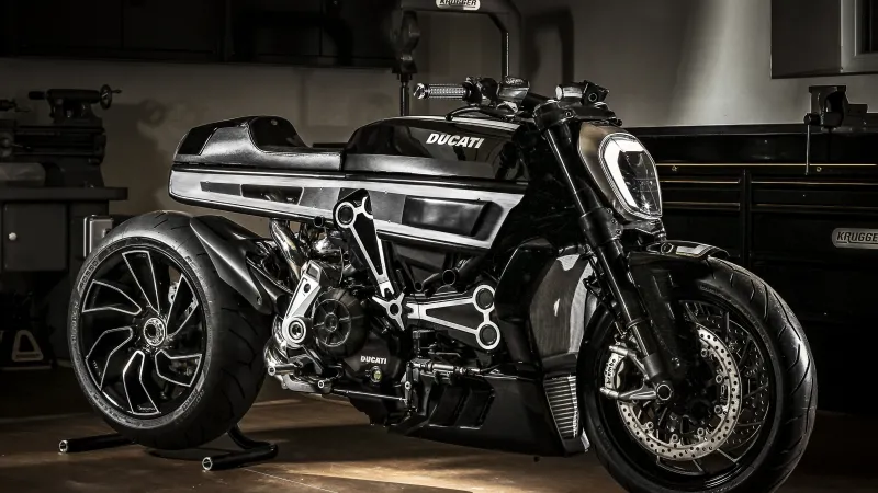 Ducati XDiavel, Cruiser motorcycle, Sports bikes