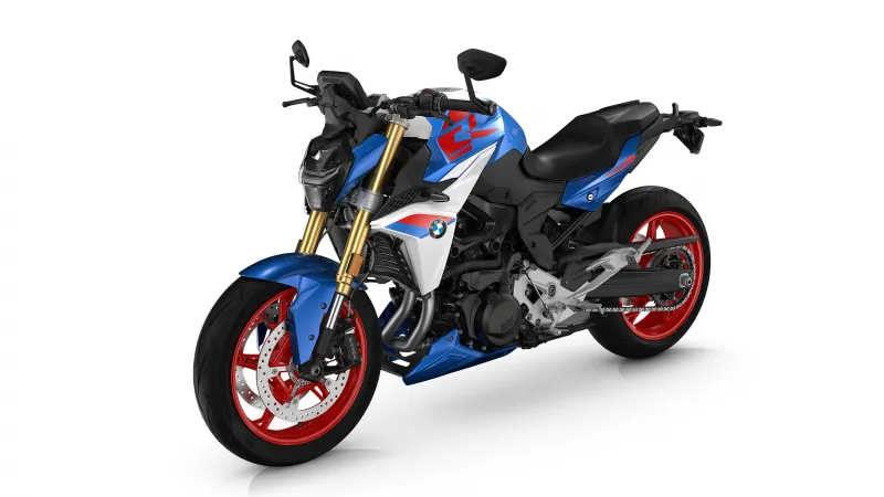 BMW F 900 R Sport wallpaper, Motorsport livery, Gold forks, White background