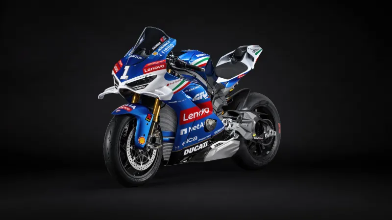 Ducati Panigale V4 Tricolore Italia 2025, 5K wallpaper