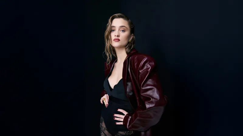 Lizzy Greene, Leather jacket, Dark background, American actress, 5K wallpaper