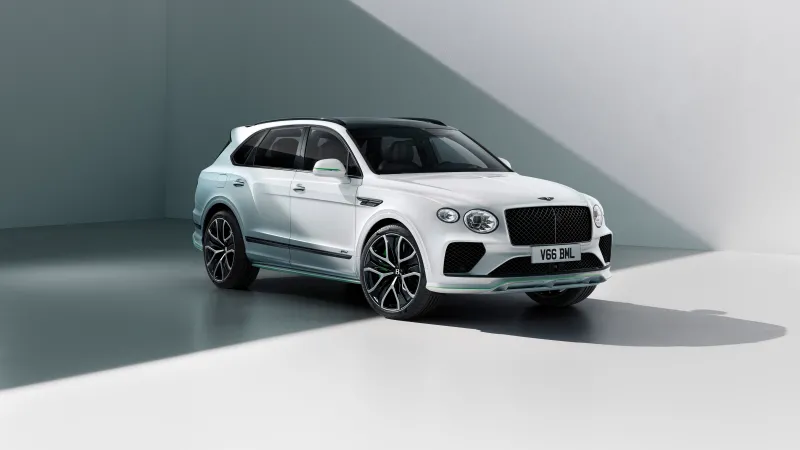 Bentley Bentayga Speed 2025, 8K wallpaper