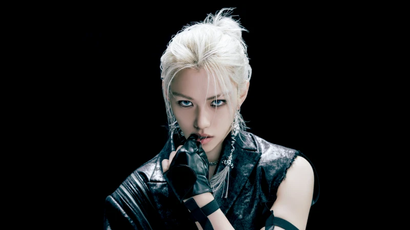 Felix (Stray Kids), Black background 5K