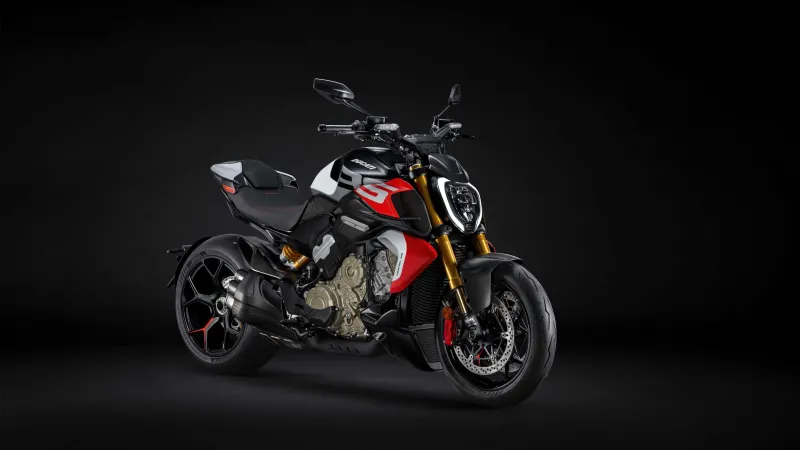 Ducati Diavel V4 RS 2026