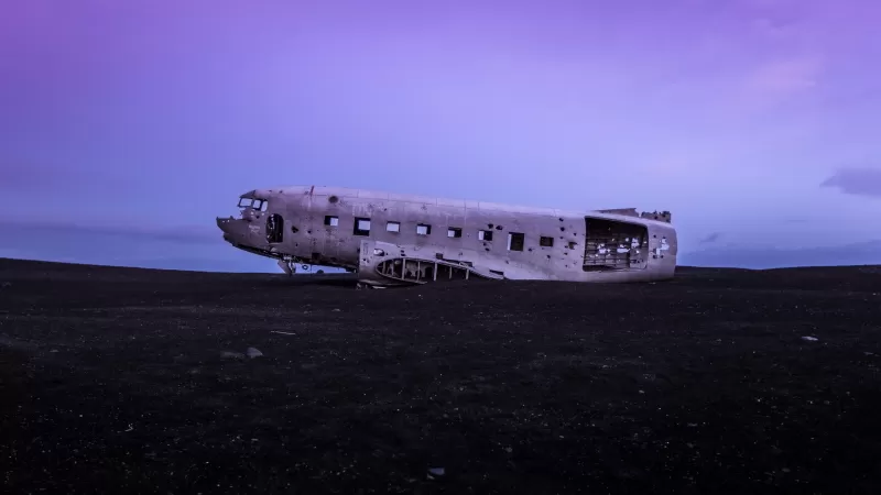 Sólheimasandur plane wreck wallpaper, Douglas DC-3, Iceland