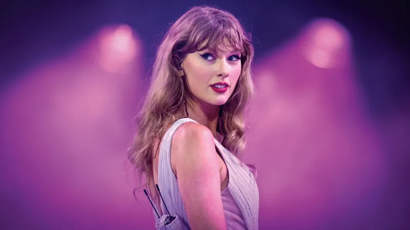 Taylor Swift Eras Tour, Live concert, Pink aesthetic, 5K wallpaper