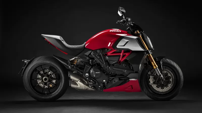 Ducati Diavel 1260 S, Red and black, Muscle cruiser, Dark background, 2021, 4K wallpaper