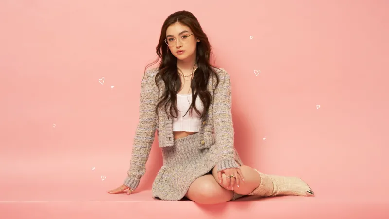 Anna Cathcart, Peach background, Love hearts, Canadian actress, 8K wallpaper
