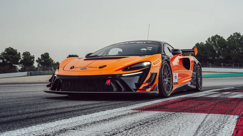 McLaren Artura Trophy EVO Race car 2026