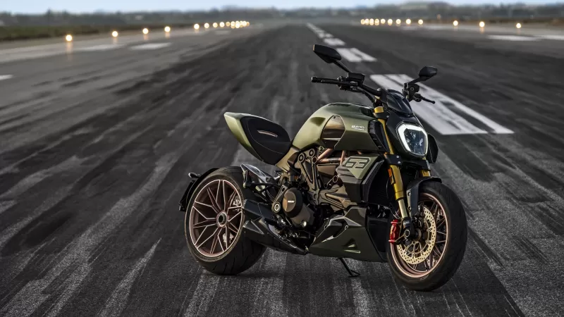 Ducati Diavel 1260 Lamborghini, Sian FKP 37 inspired, Runway, Limited edition, 2021, 5K wallpaper