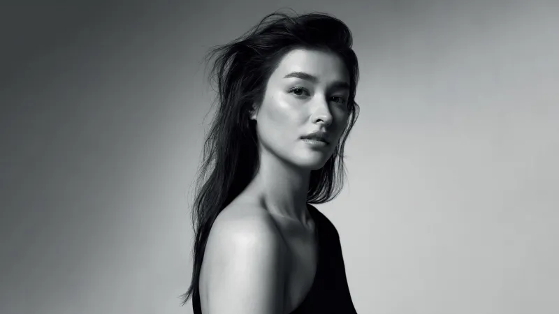 Liza Soberano, Vogue Magazine, Filipino model, Black and White, 8K wallpaper