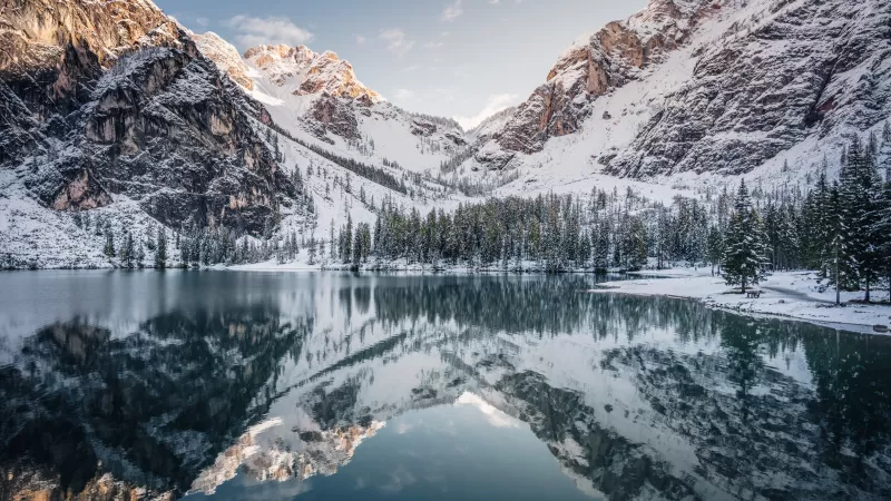 Pragser Wildsee, Italy, Snow covered, Glacier mountains, Reflection, Mirror Lake, Landscape, Peaks, Mountain range, Winter, 5K, 8K