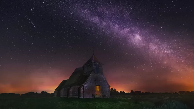 St Thomas à Becket Church, Fairfield, Milky Way, Outer space, Night time, Starry sky, Astronomy, Ancient architecture, Iconic