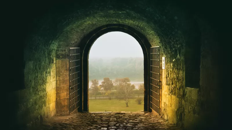 Belgrade Fortress gate, Kalemegdan, Serbia, 5K wallpaper