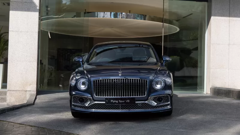 Bentley Flying Spur V8, First Edition, 2021