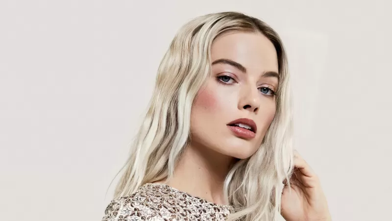 Margot Robbie, Australian actress, Hollywood, Portrait