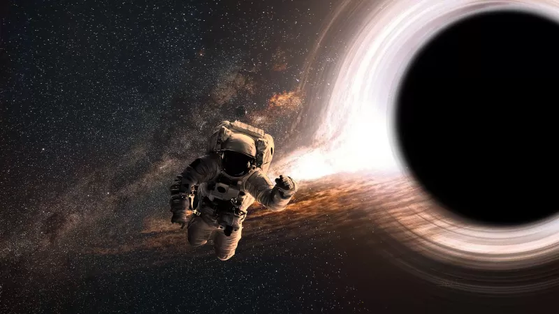 Astronaut HD, Black hole