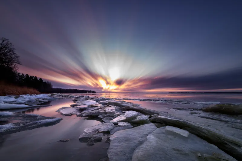 Lake Roxen ice, Blue hour, Sweden, 5K wallpaper