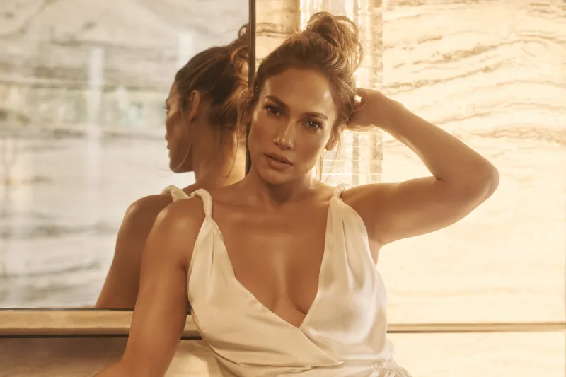 Jennifer Lopez 8K wallpaper