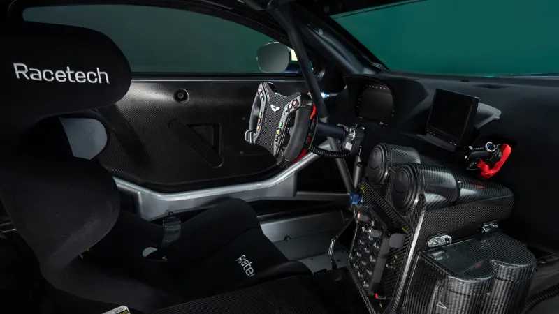 Aston Martin Vantage GT4 Interior