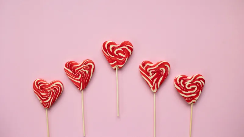 Heart Shaped Lollipops, Pink background 5K
