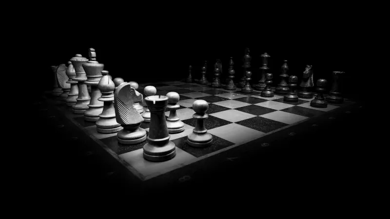 Chessboard 4K wallpaper, Chess pieces, AMOLED wallpaper 4K, King, Queen, Rook, Bishop, Knight, Pawn, Black background