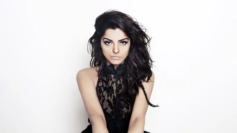 Bebe Rexha, White background 4K