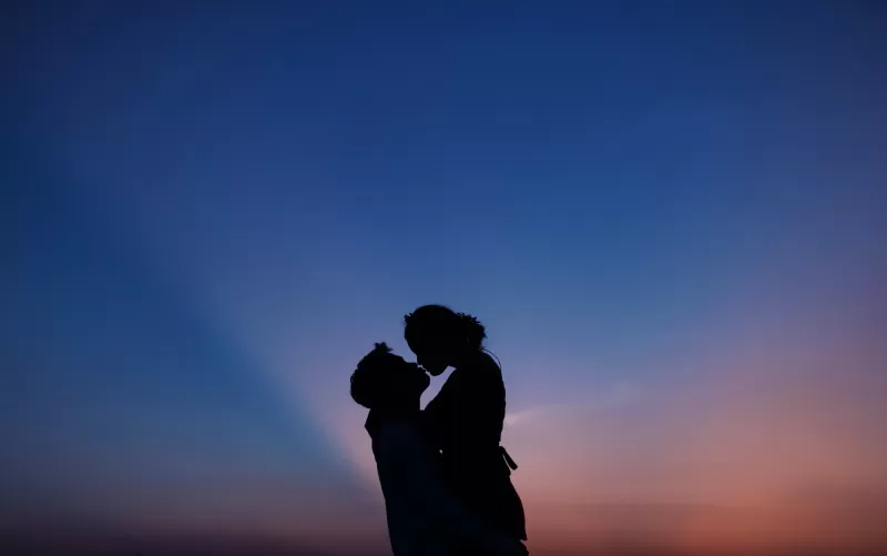 Couple, Silhouette, First kiss, Romantic kiss, Sunset, 5K