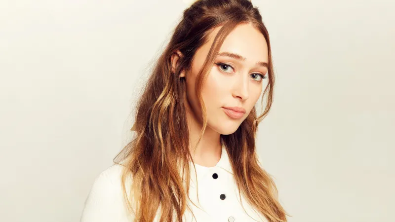 Alycia Debnam-Carey, Desktop wallpaper 5K