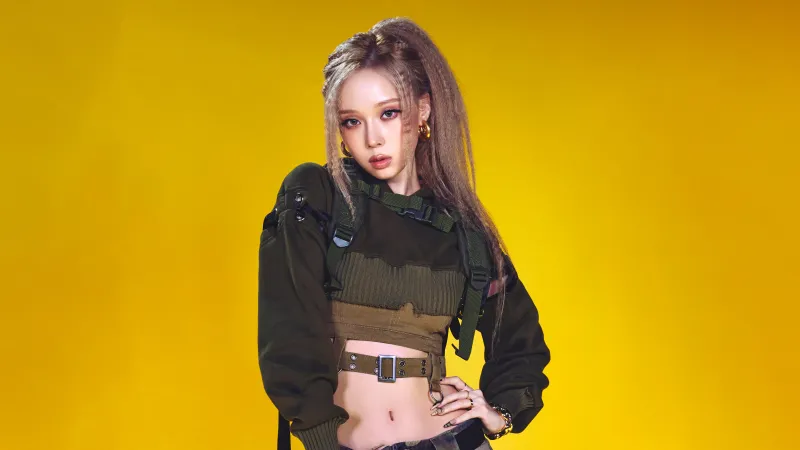 Winter (aespa), Yellow background 5K
