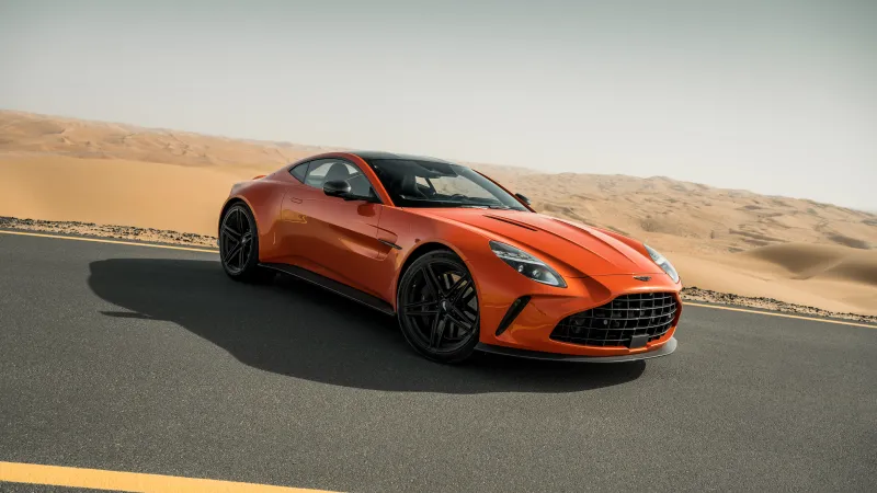 Aston Martin Vantage 2025, 8K wallpaper
