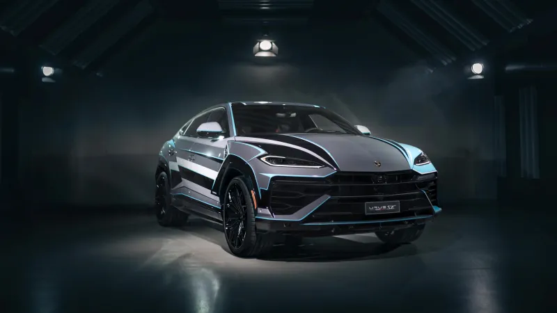 Lamborghini Urus SE, Dark background 5K