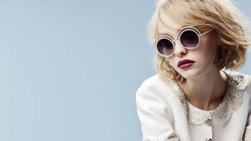 Lily Rose Depp 4K Wallpaper