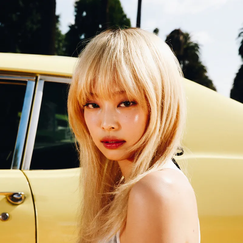 Blonde Jennie