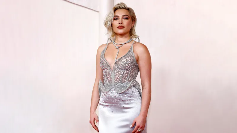 Florence Pugh Glamorous, 5K wallpaper