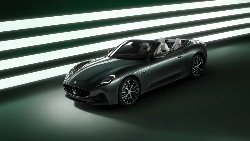 Maserati GranCabrio wallpaper, Green convertible, Light stripes, 2025, 8K
